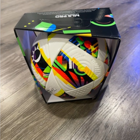 MLS Pro Official Match Soccer Ball - Picture 2 of 3
